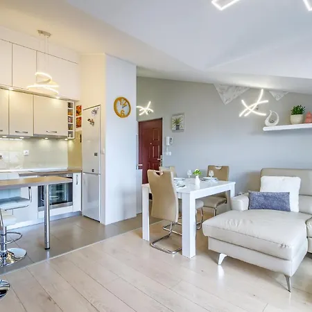 Bela ***** Apartament