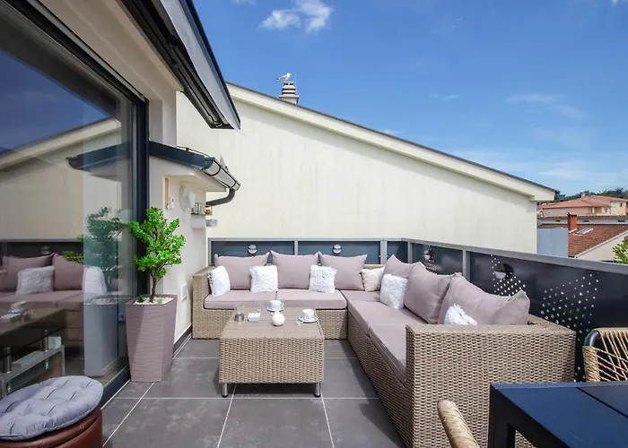 Bela ***** * פולה