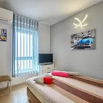 Bela ***** Apartman *
