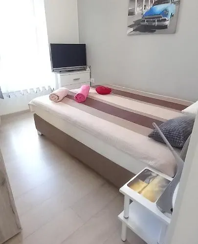 Apartman Bela *****