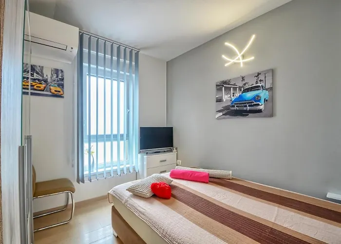 Bela ***** Apartman *